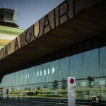 Aeropuertos, satélites, parlamentos y latas de conserva