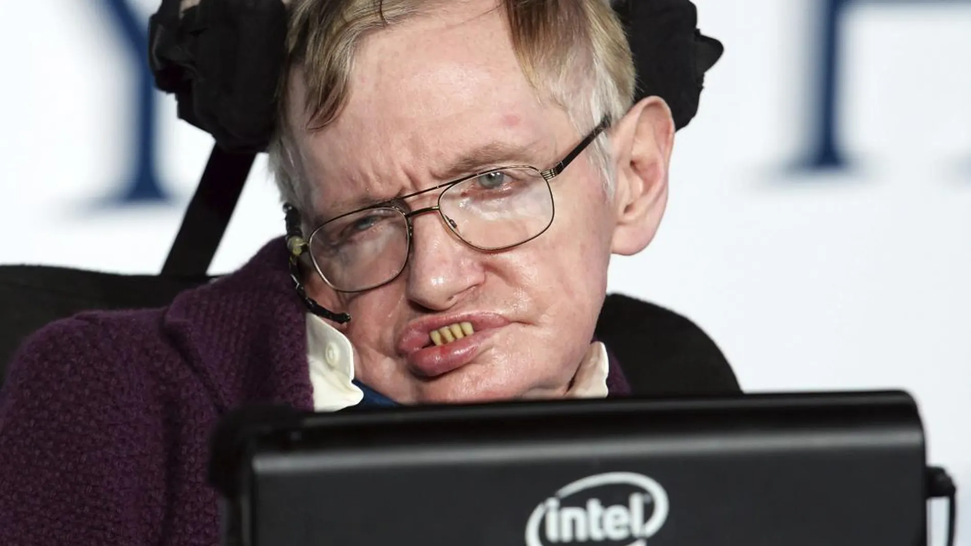 Fotografía de archivo del 9 de diciembre de 2014, del físico británico Stephen Hawking. Efe