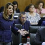 La presidenta de la Junta, Susana Díaz, ayer en el Parlamento andaluz
