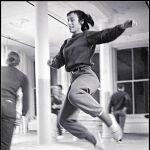 Yvonne Rainer en los años 70, en plena etapa de la Judson Dance Theater, que compartió con iconos como Lucinda Childs o Joan Jonas