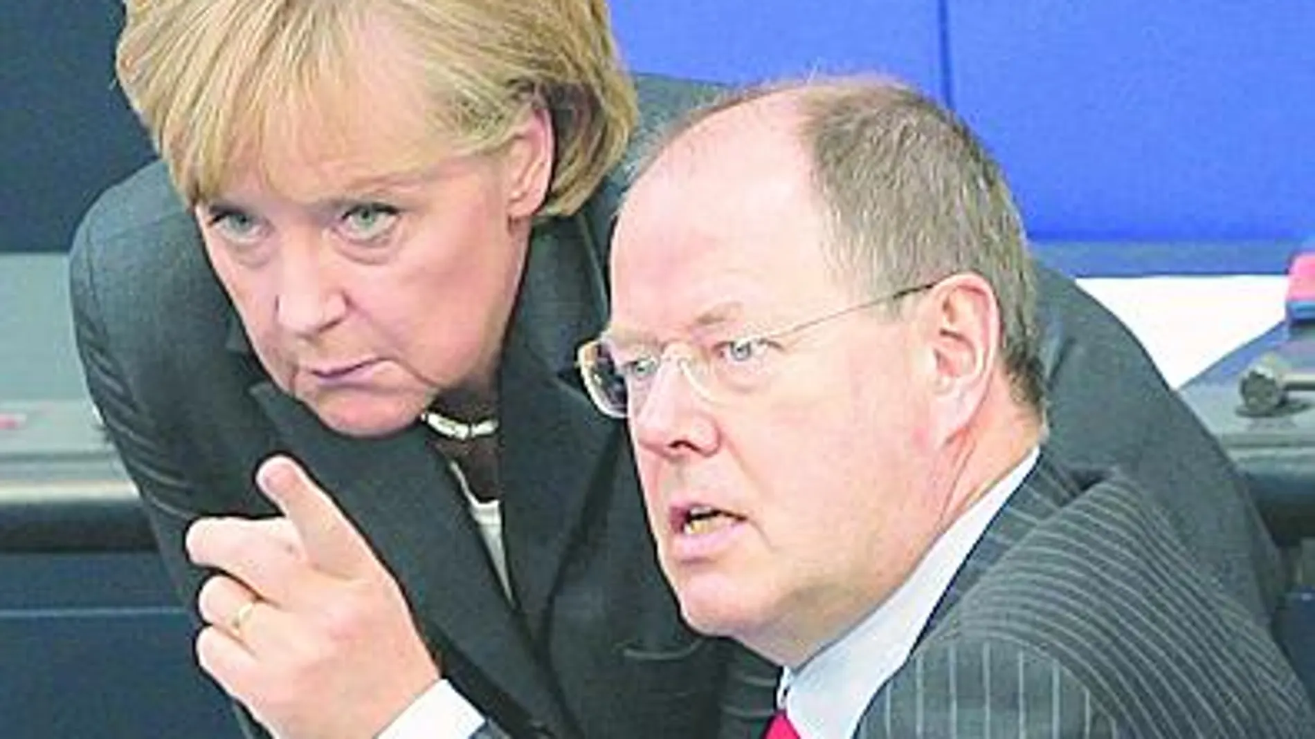 Steinbrück con Merkel en 2009