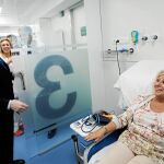 La nueva unidad de ensayos clínicos contará con 50 personas, tres hematólogos, tres oncólogos, una docena de enfermeras y un grupo que procesa los datos, pero la idea es aumentar la plantilla un 40% a medida que aumenten los ensayos