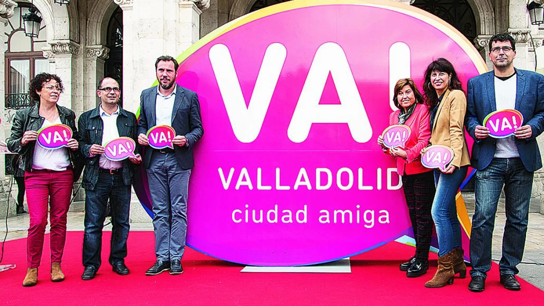 El alcalde de Valladolid. Óscar Puente, presenta la marca "Valladolid VA!"