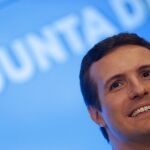 El presidente del PP, Pablo Casado, durante la Junta Directiva Nacional del partido celebrada este lunes en la sede de la calle Génova, en Madrid