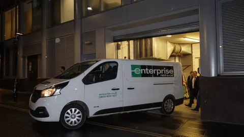 Sede central de Cambridge Analytica en Londres durante el registro de esta noche