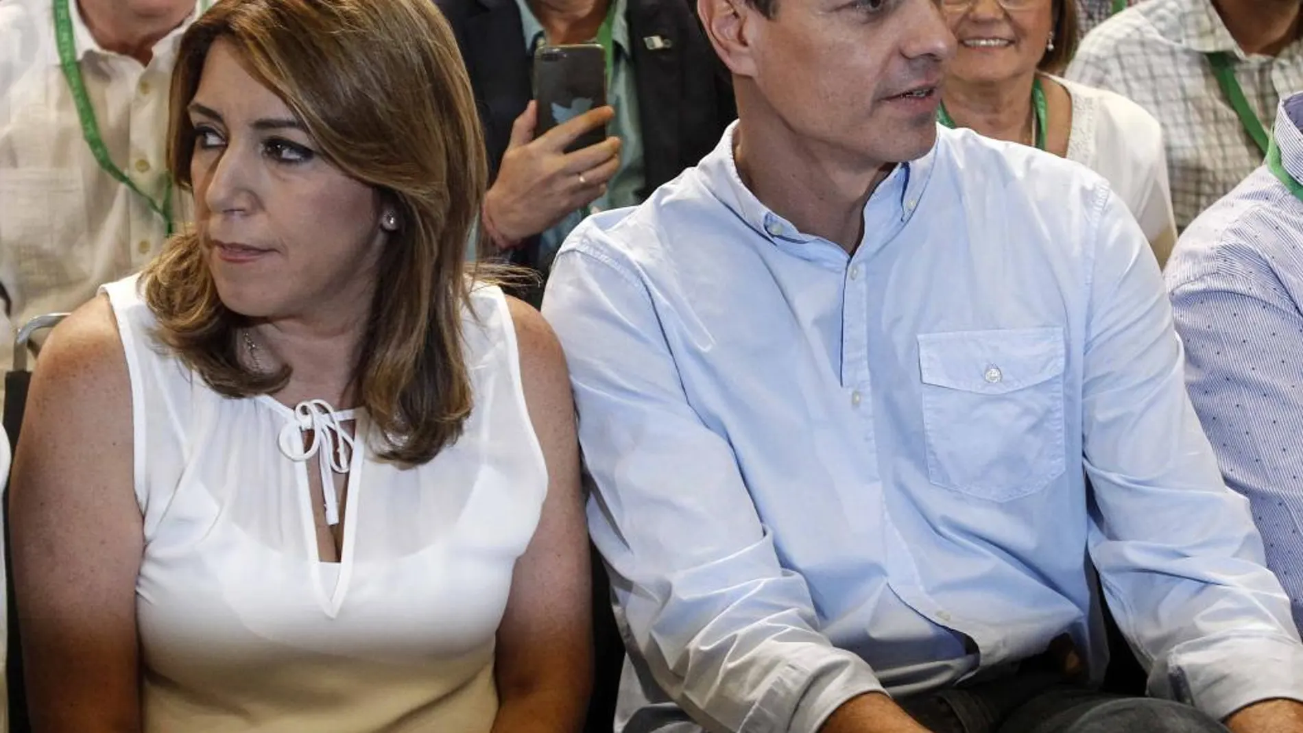Los socialistas Susana Díaz y Pedro Sánchez, en el congreso del PSOE andaluz que se celebró en Sevilla