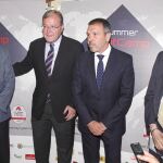 El alcalde de León, Antonio Silván, da la bievenida a las autoridades participantes en el «Summer Bootcamp»