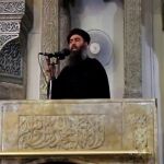 Imagen de archivo del líder de Estado Islámico, Abu Bakr al Baghdadi.