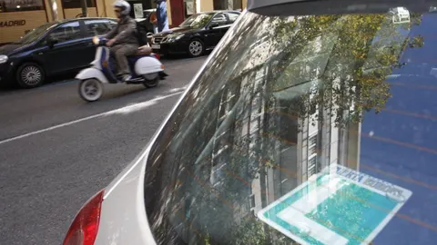 Un conductor novel por las calles de Madrid / Gonzalo Pérez