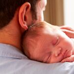 El Gobierno ampliará a 16 semanas el permiso de paternidad