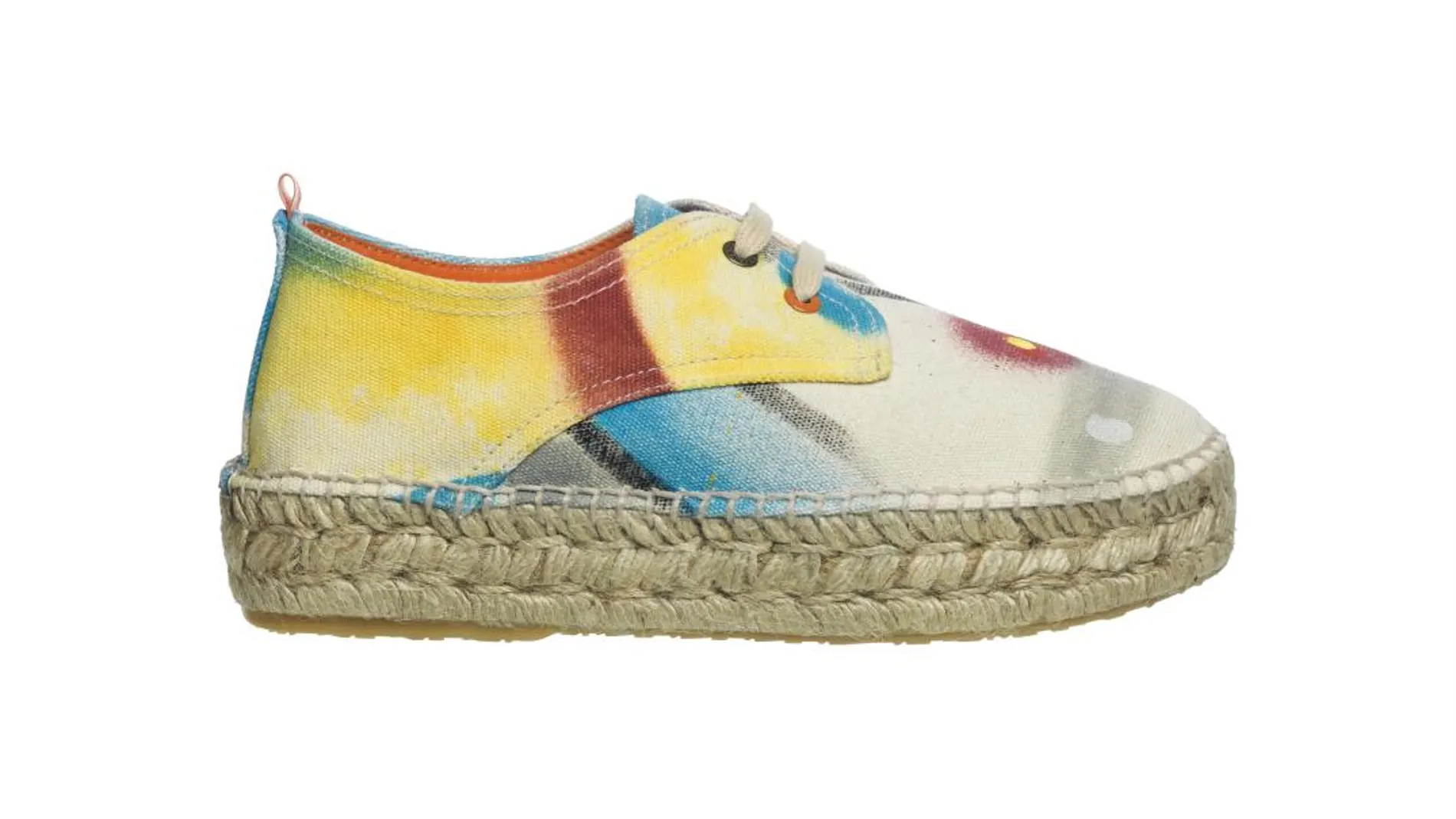 ‘Cápsula’, la colección limitada de la marca ’Abarca shoes’ está considerado como arte de vanguardia