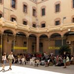 Vista del interior de la antigua cárcel Modelo de Barcelona que ayer "ocuparon"los activistas de los Comités de Defensa de la República (CDR)/ Efe