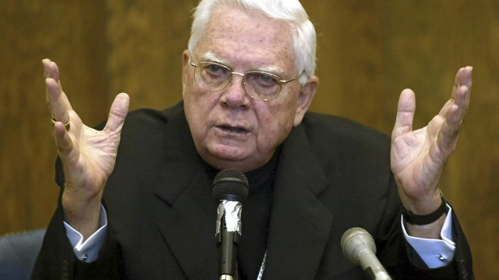 Bernard Law, en una imagen de archivo de 2002