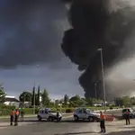  Aparatoso incendio en una fábrica de aceite del Grupo Ybarra en Dos Hermanas