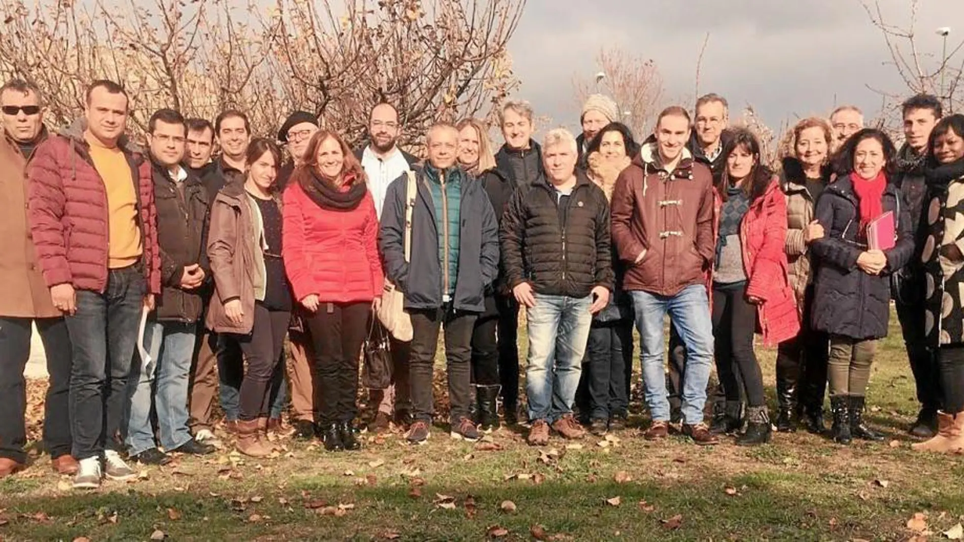 Foto de familia del grupo de trabajo que está desarrollando el proyecto internacional Erasmus+ SMART para fomentar el acceso a las tecnologías de la información y comunicación de las personas con trastorno del espectro autista (TEA)