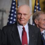 Muere el astronauta John Glenn, primer estadounidense en orbitar alrededor de la Tierra
