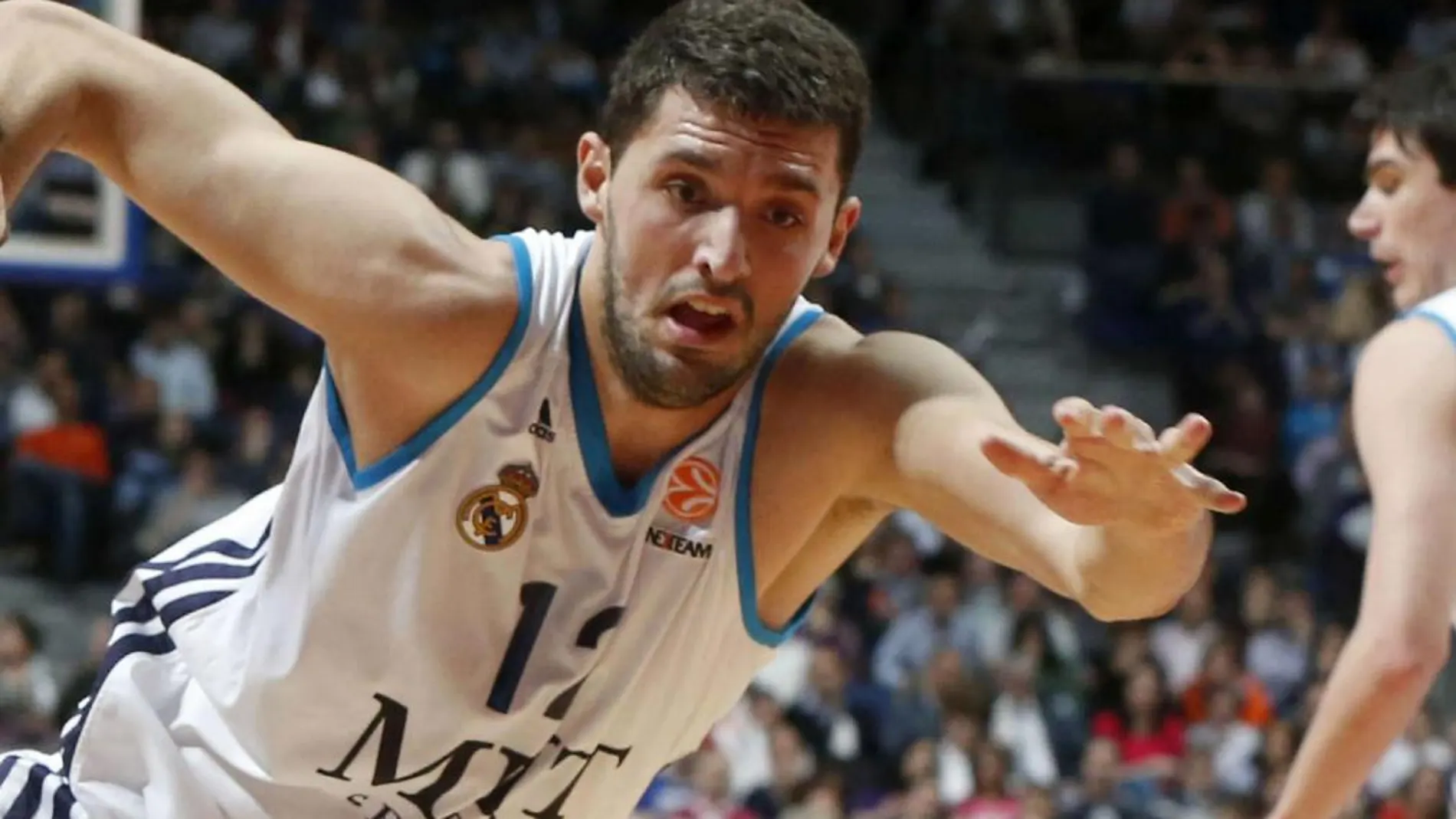 El ala-pívor del Real Madrid Nikola Mirotic