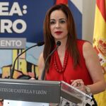 La presidenta de las Cortes regionales, Silvia Clemente, tendrá un papel protagonista en un Congreso sobre el Estado de las Autonomías, que se celebra en Santander