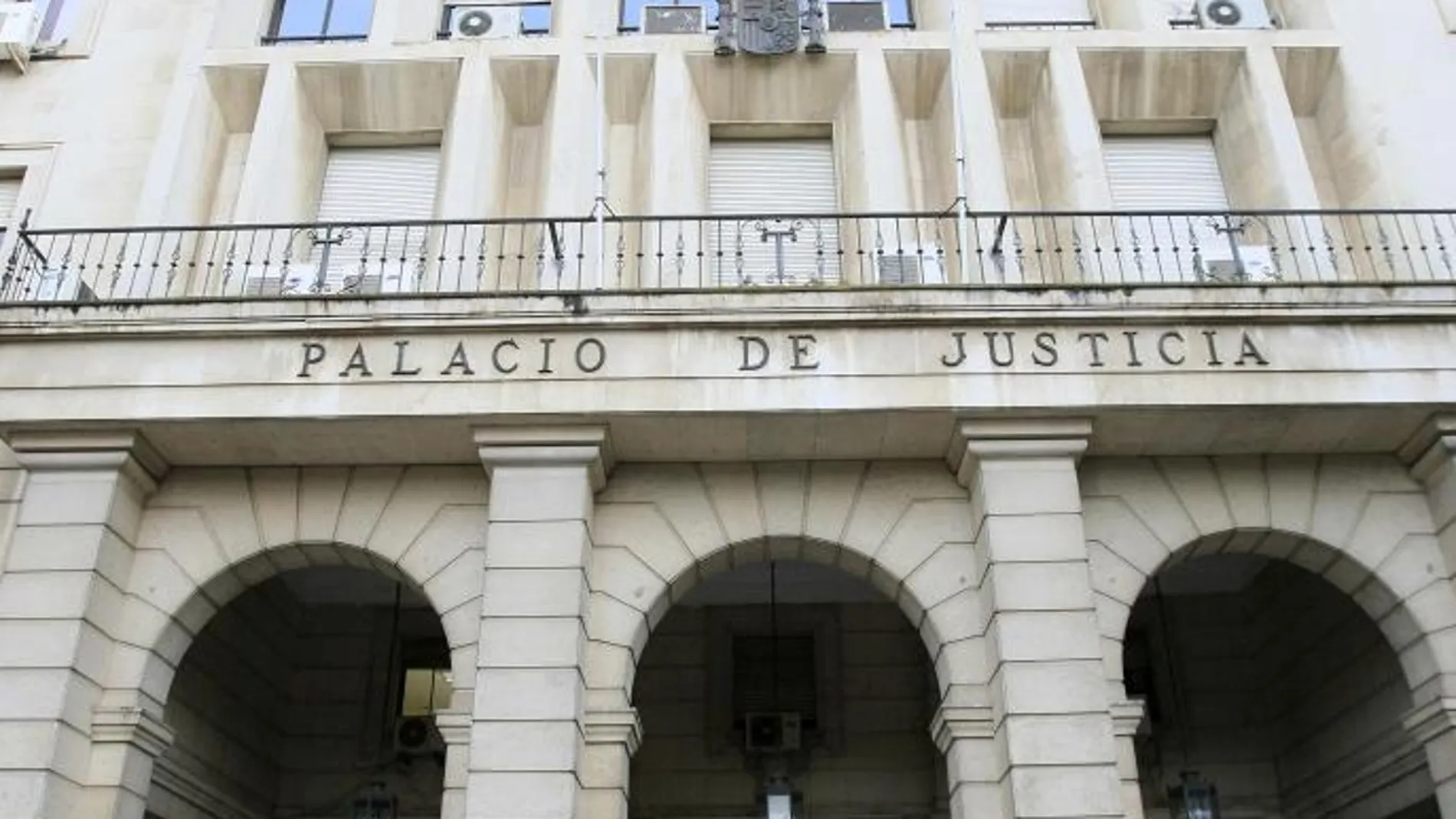 La Sección Primera de la Audiencia Provincial de Sevilla juzgará el caso los días 29 y 30 de octubre