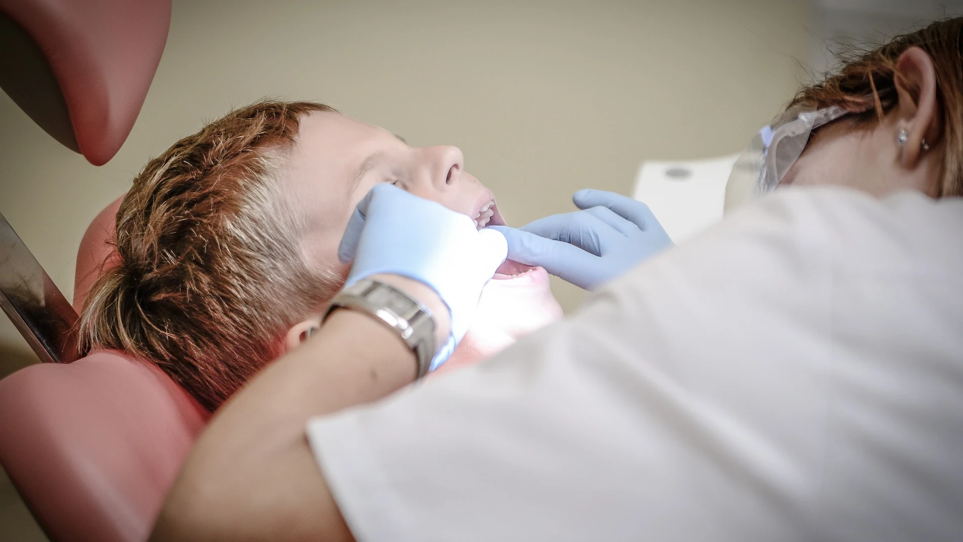 Estudiantes de Odontología promueven la salud bucodental y hábitos saludables