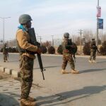 Fuerzas afganas de seguridad en el lugar del ataque en Kabul