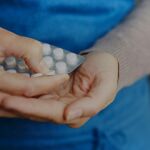 Médicos del Mundo pide firmas contra el coste «exorbitante» de los medicamentos que «ponen precio a la vida»