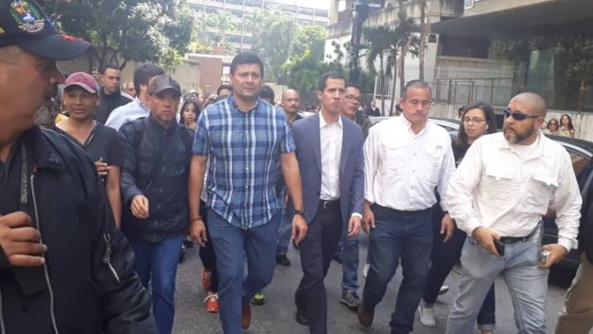 Freddy Superlano junto al opositor Juan Guaidó / Foto: @freddysuperlano
