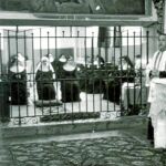 Ceremonia de votos simples en el coro bajo de las Benedictinas de Corella en 1955