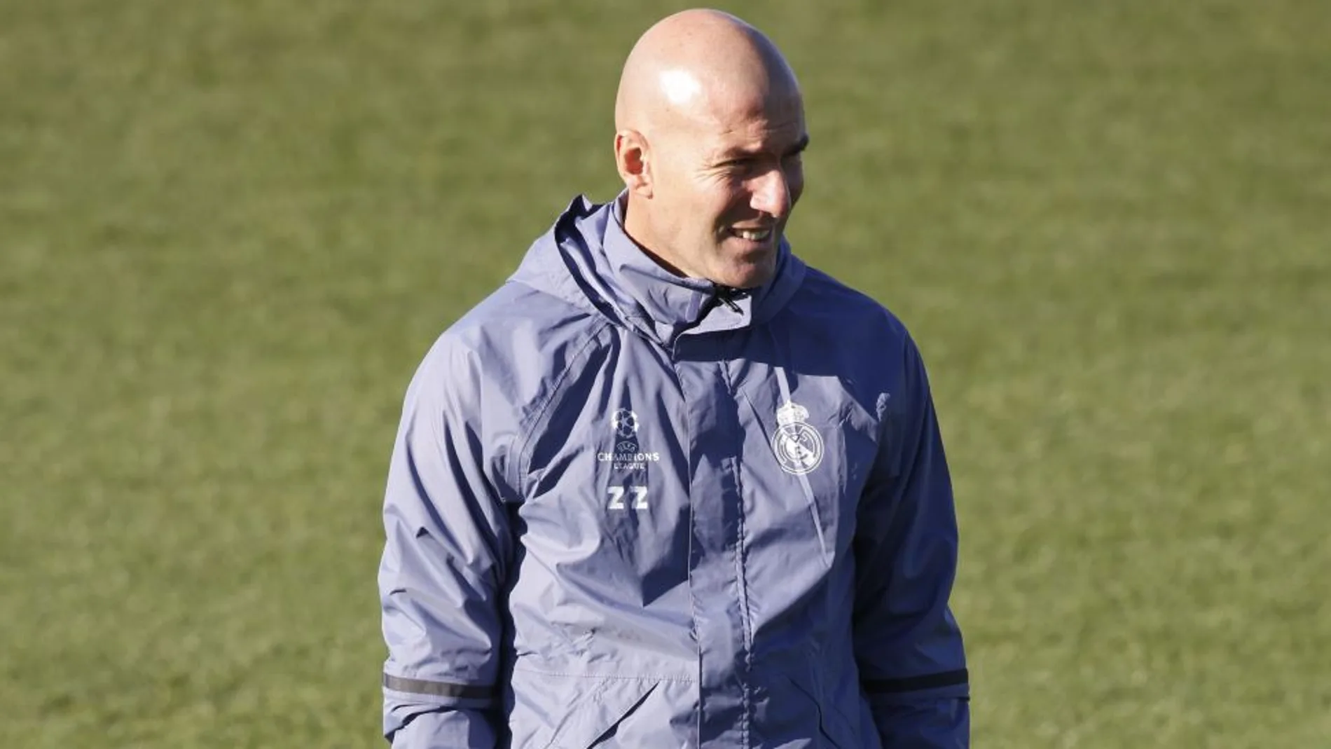 Zidane, en el entrenamiento de ayer del Real Madrid