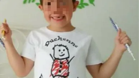 Alonso tiene nueve años y padece Distrofia Muscular de Duchenne