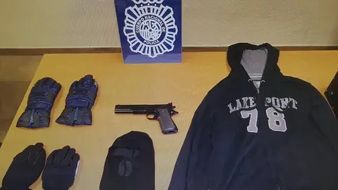 Objetos sustraídos al detenido en los asaltos perpetrados en Vallecas / Policía Nacional