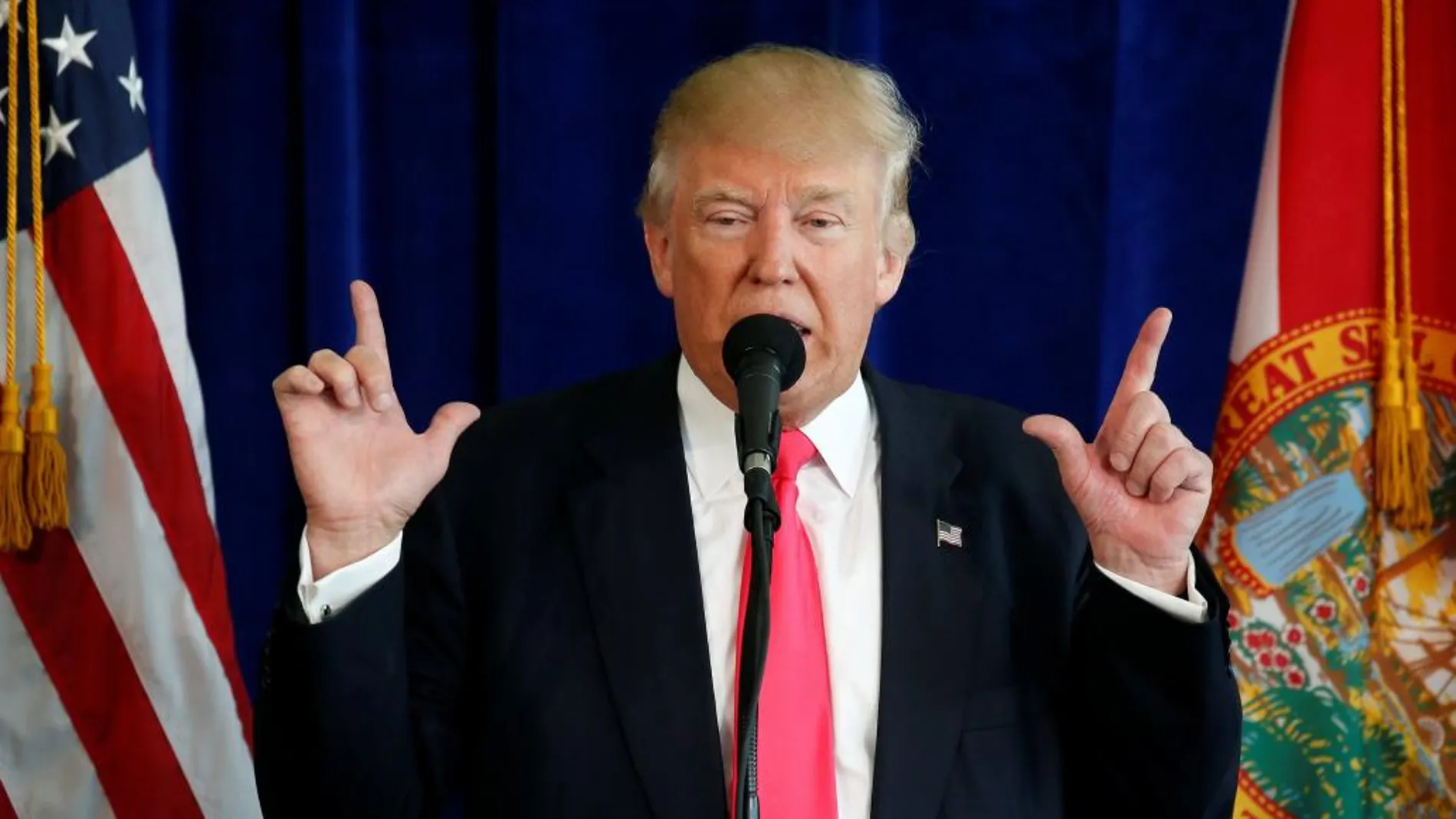 El candidato republicano a la Presidencia de EEUU, Donald Trump, durante la rueda de prensa en Doral (Florida)
