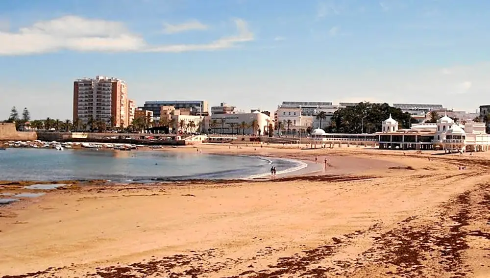 Cerradas al baño playas de Cádiz y Huelva por riesgo de medusas