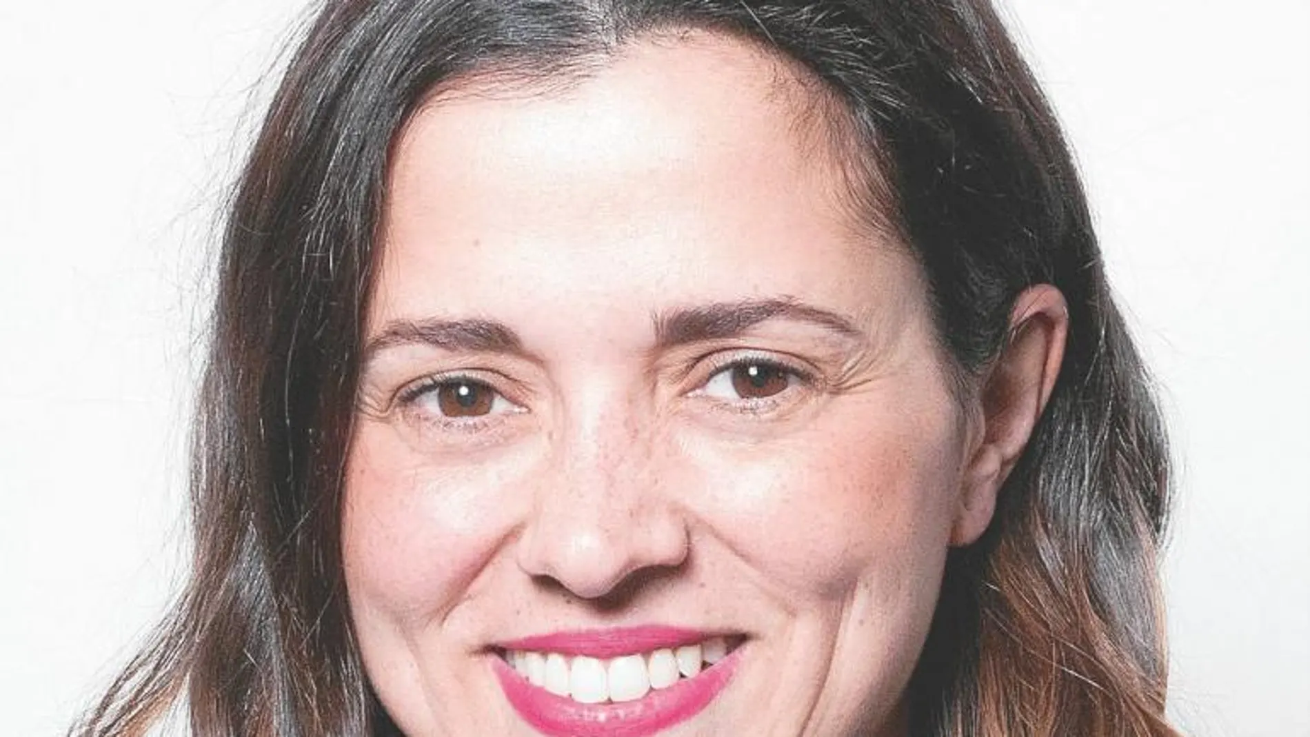 Dr. Elisa Saló