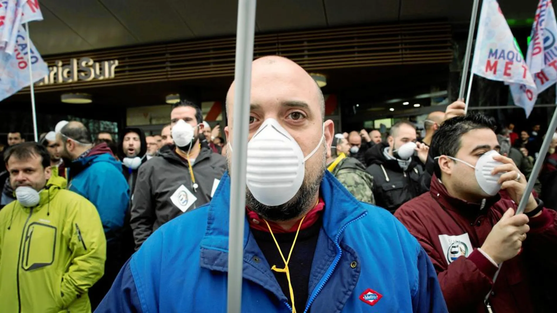 Una de las huelgas que convocaron los trabajadores de Metro por la «mala gestión» que se está haciendo con el problema del amianto