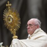 El Papa Francisco oficia la misa solemne de Vísperas