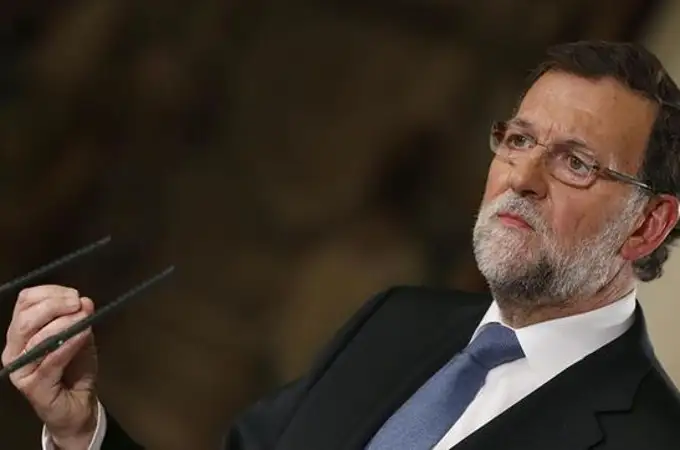 Rajoy monta el gabinete de crisis con su núcleo duro de Moncloa