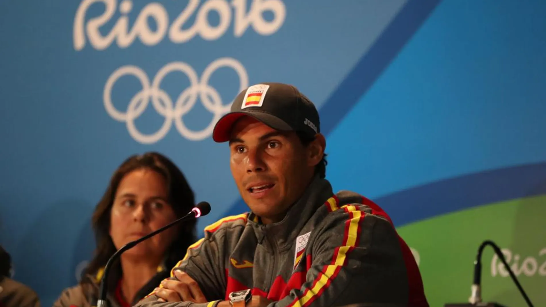 El tenista español Rafael Nadal ofrece una rueda de prensa, en la Villa Olímpica de Río de Janeiro (Brasil)