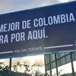  «Lo mejor de Colombia entra por aquí», la valla publicitaria de Villagarcía de Arosa que se ha hecho viral