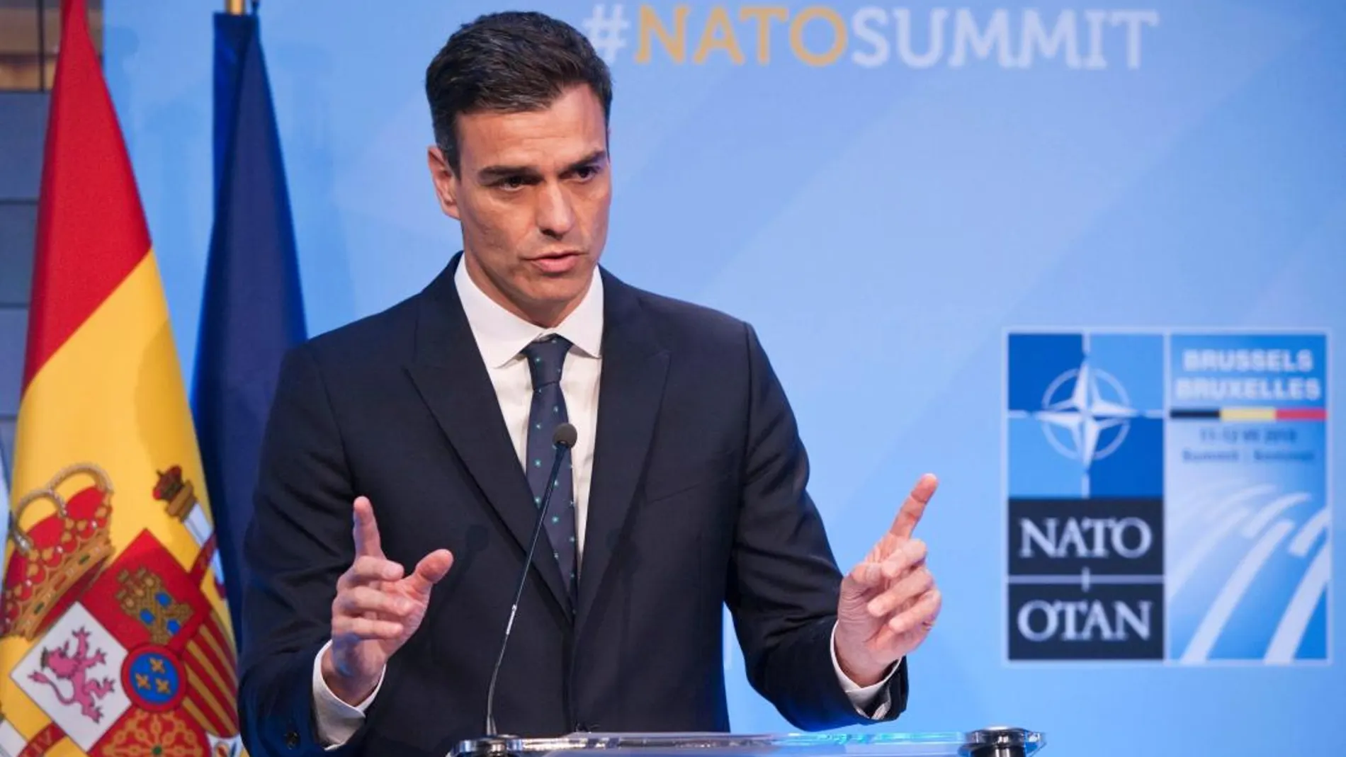 Pedro Sánchez, durante la rueda de prensa que ofreció hoy, tras cerrar su participación en la cumbre de la OTAN / Efe