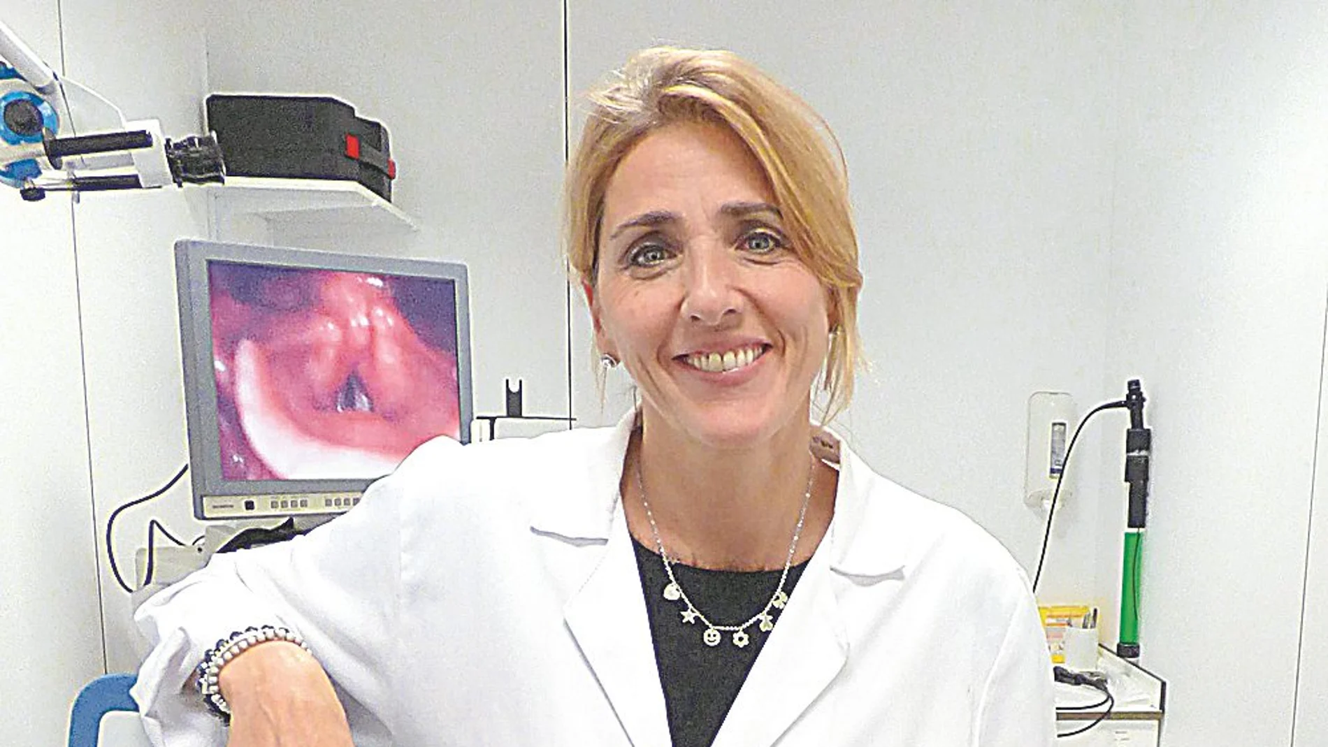 Ana Machado/ Otorrinolaringóloga y especialista en afecciones de la voz del Hospital Universitario Quirónsalud Madrid