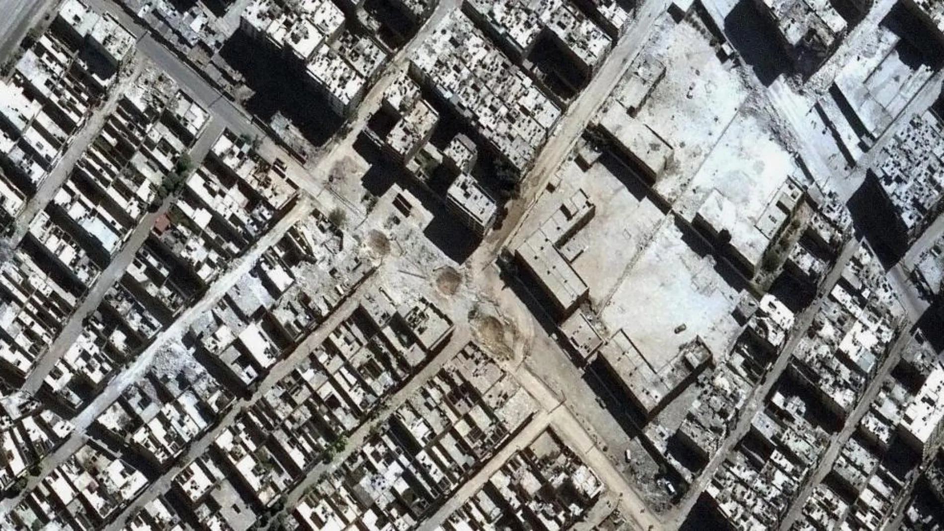 Fotografía de satélite de la destrucción en Alepo en octubre 2016, facilitada por Amnistía International