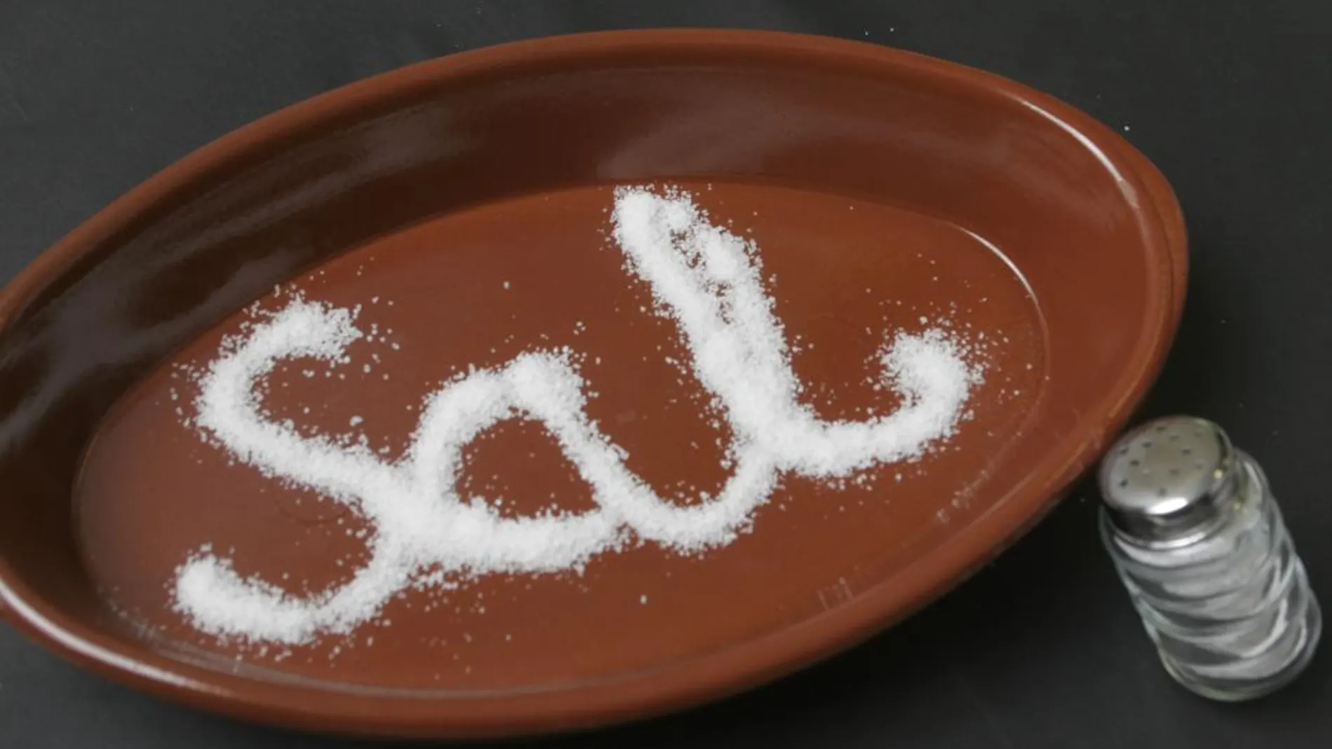 El consumo infantil de sal supera lo recomendable, según un estudio realizado en EE.UU.
