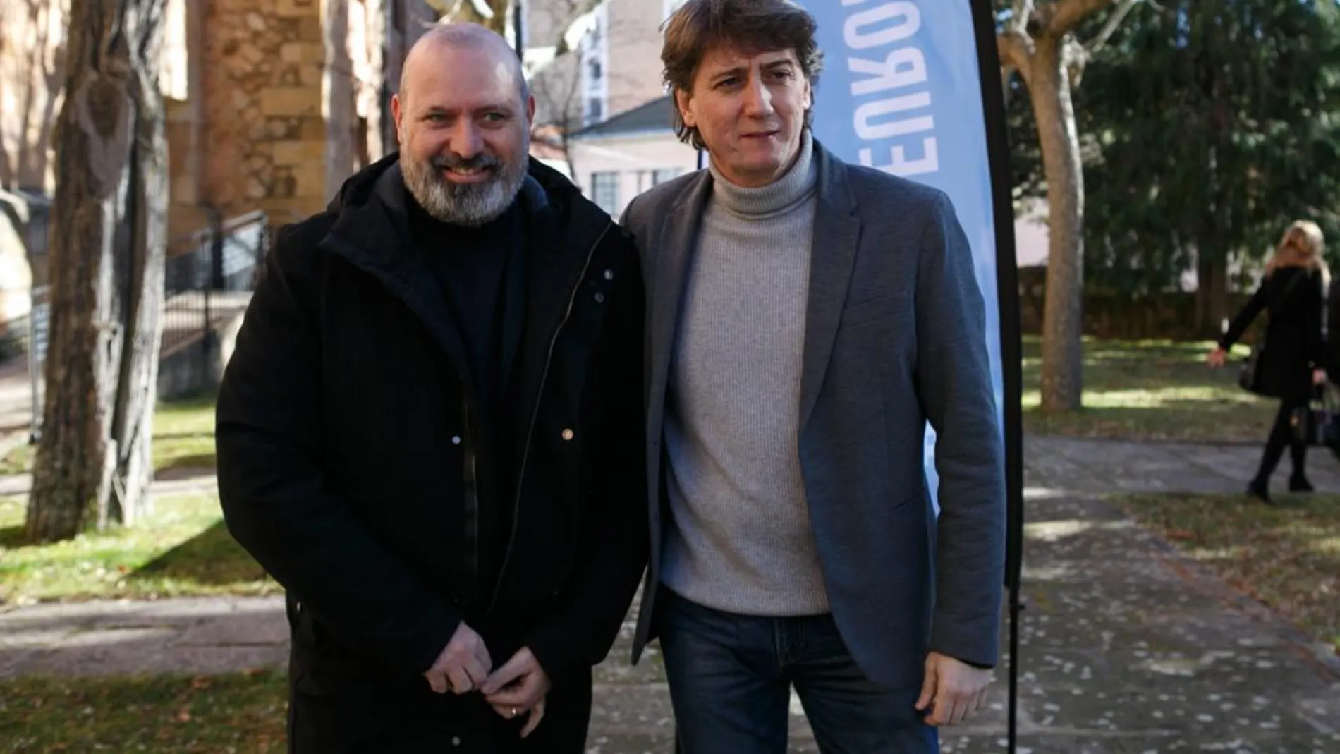 El alcalde de Soria y vicepresidente del CMRE, Carlos Martínez, junto a Stefano Bonaccini, presidente del CMRE