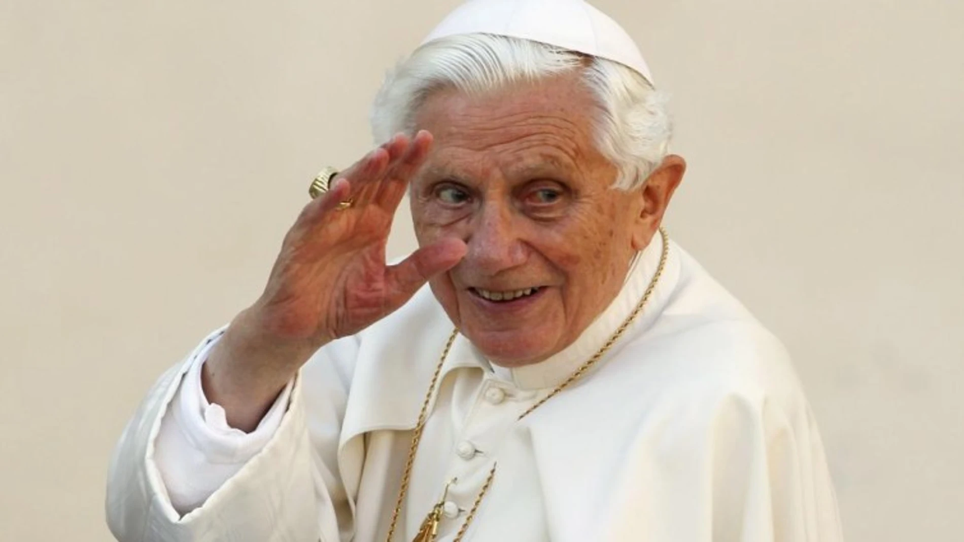 Benedicto XVI atribuye la plaga de abusos en la Iglesia al “colapso mental” que propició la Revolución sexual del 68