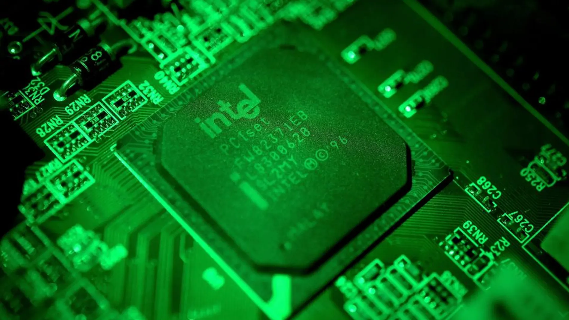 Una placa en un ordenador Intel/Efe