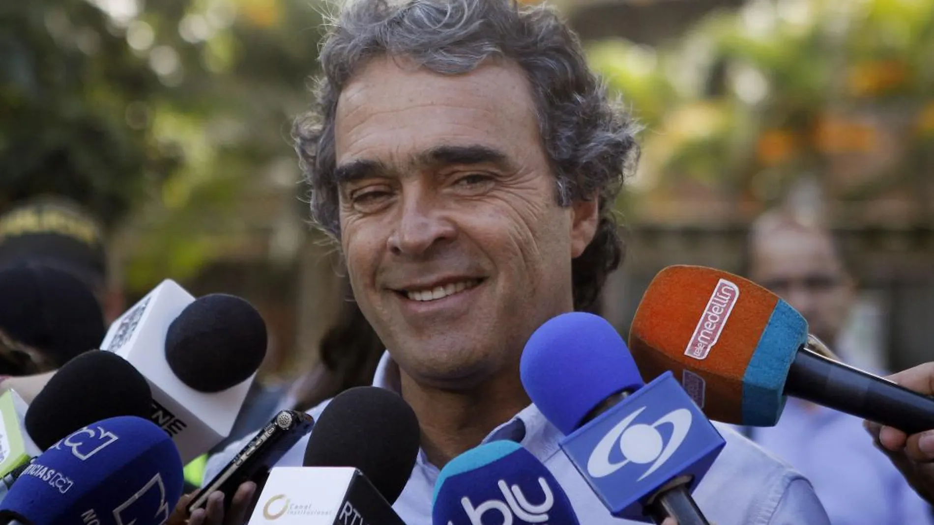 El candidato presidencial Sergio Fajardo. EFE/Luis Eduardo Noriega