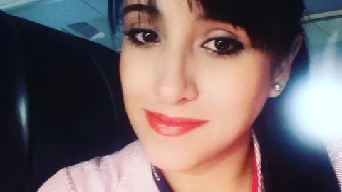 Imagen de Ximena Suárez a bordo del avión siniestrado