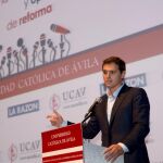 El presidente de Ciudadanos, Albert Rivera, participa en la Escuela de Otoño, organizada por la Universidad Católica de Ávila (UCAV) y el diario La Razón