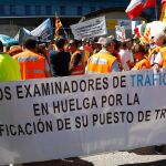 Manifestación de los examinadores ante la sede de Tráfico en Madrid / Foto: Luis Díaz